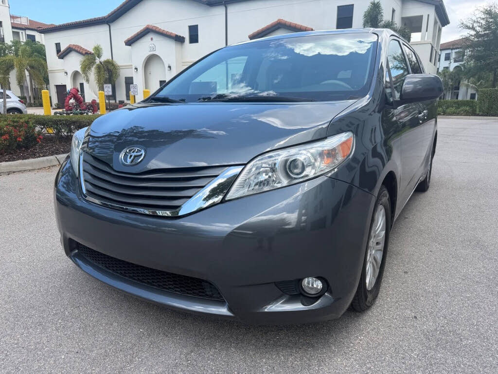 2011 Toyota Sienna Limited 7-Passenger