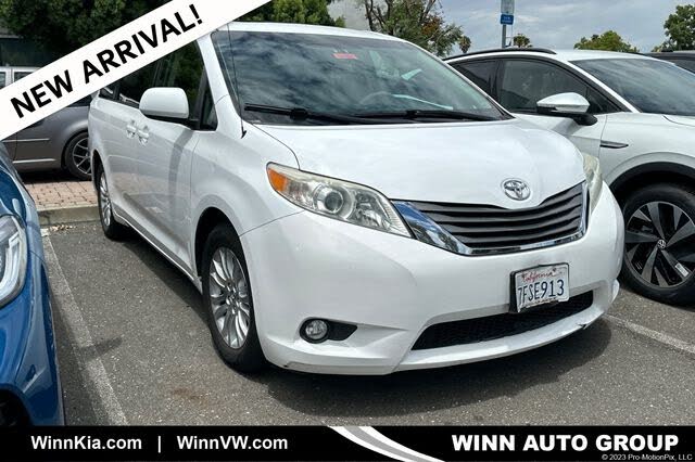 2014 Toyota Sienna Limited 7-Passenger