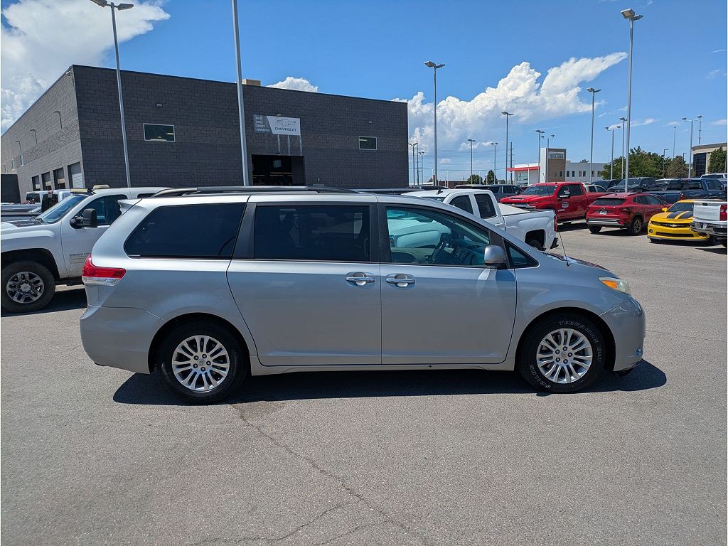 2012 Toyota Sienna Limited 7-Passenger