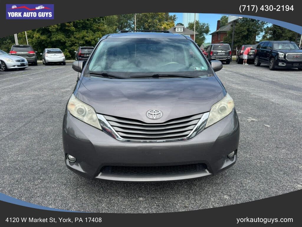 2013 Toyota Sienna Limited 7-Passenger
