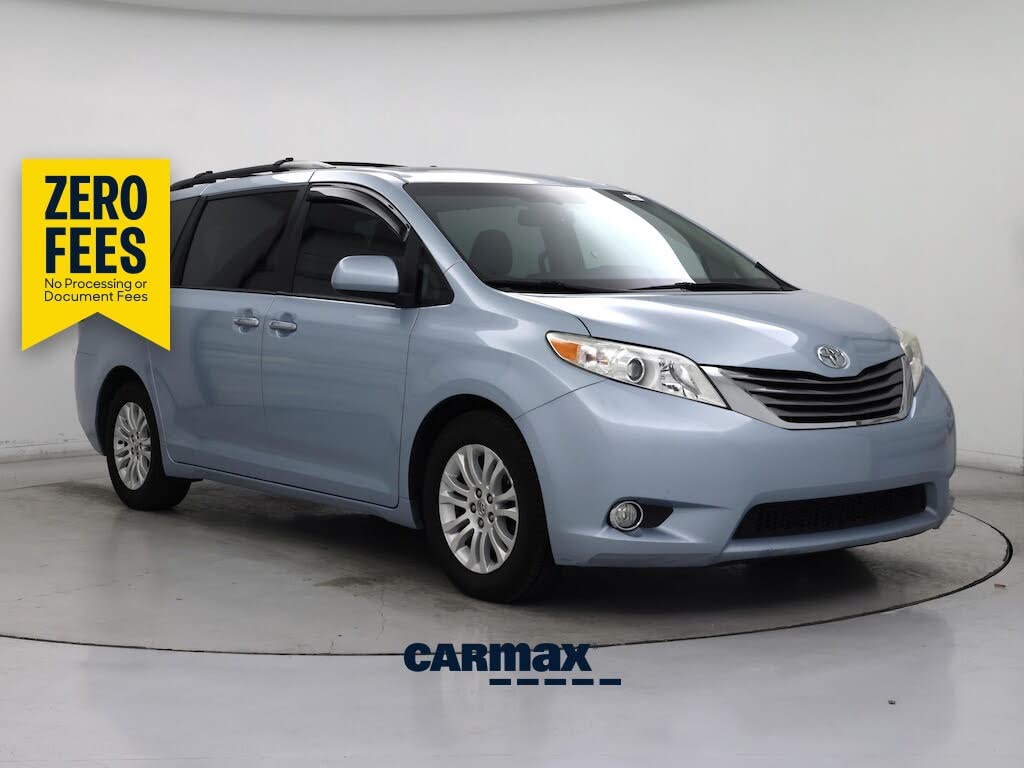 2015 Toyota Sienna XLE Premium 8-Passenger