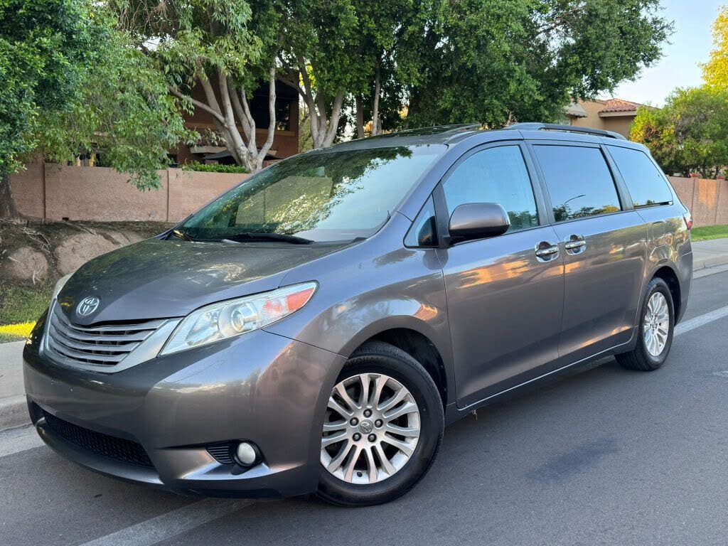 2015 Toyota Sienna Limited Premium 7-Passenger