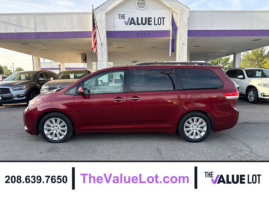 2011 Toyota Sienna XLE 8-Passenger