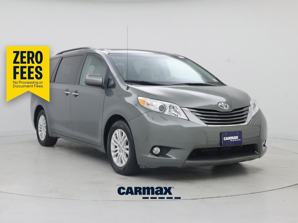 2014 Toyota Sienna XLE 8-Passenger