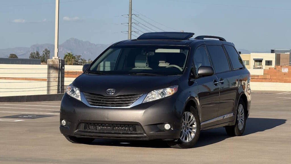 2012 Toyota Sienna Limited 7-Passenger