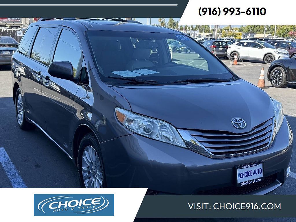 2015 Toyota Sienna Limited Premium 7-Passenger