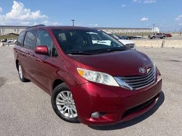 2016 Toyota Sienna Limited Premium 7-Passenger