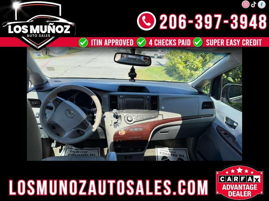 2011 Toyota Sienna XLE 8-Passenger