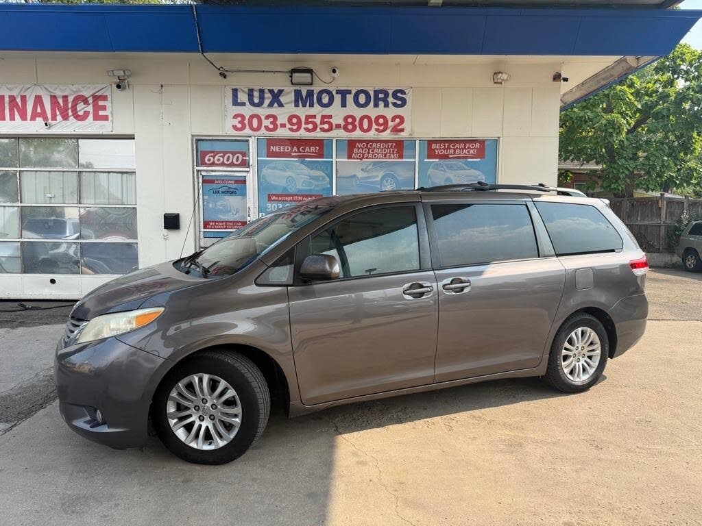 2013 Toyota Sienna Limited 7-Passenger