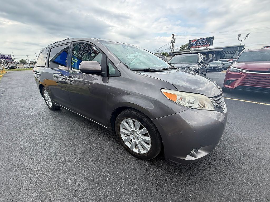 2014 Toyota Sienna Limited 7-Passenger