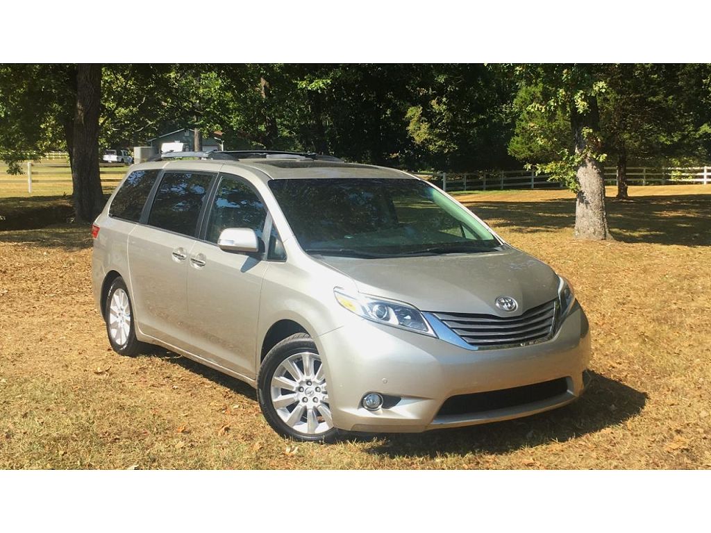 2015 Toyota Sienna Limited Premium 7-Passenger