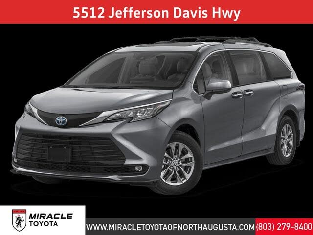 2026 Toyota Sienna XLE 8-Passenger