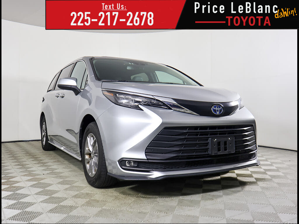 2025 Toyota Sienna XLE 7-Passenger