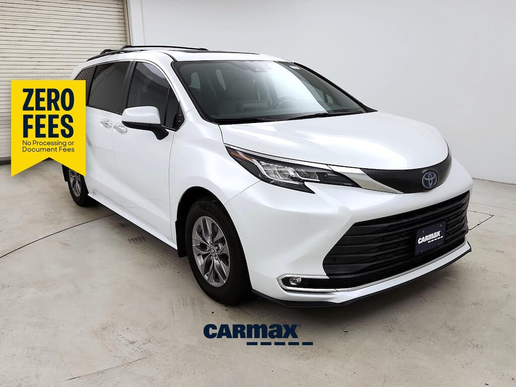 2023 Toyota Sienna XLE 7-Passenger