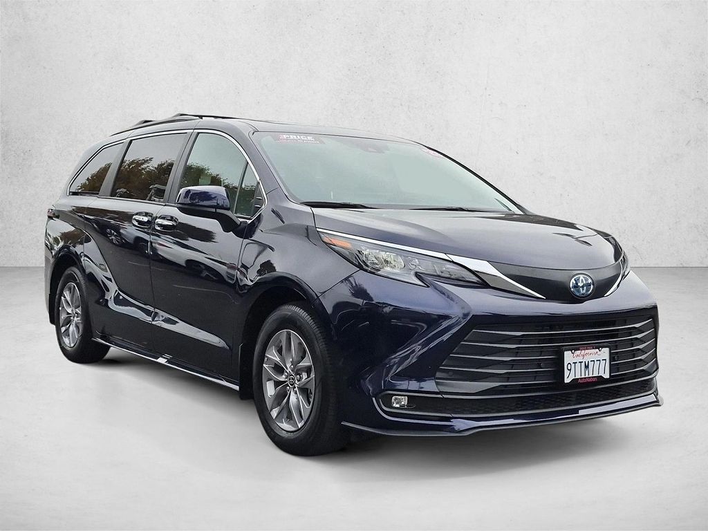 Toyota Sienna