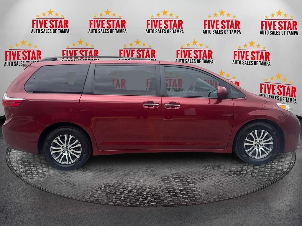 2019 Toyota Sienna Limited 7-Passenger