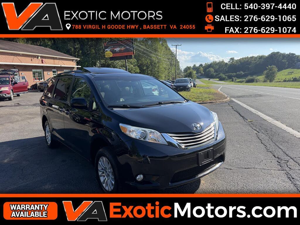 2017 Toyota Sienna XLE 8-Passenger
