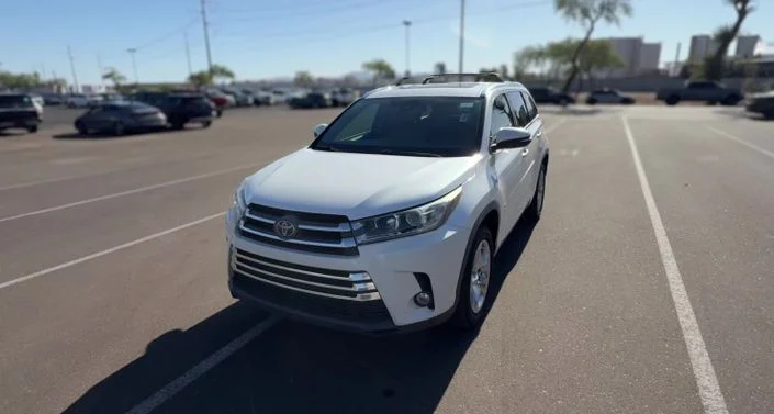 2017 Limited in White, 67,339 miles for sale in Phoenix, AZ