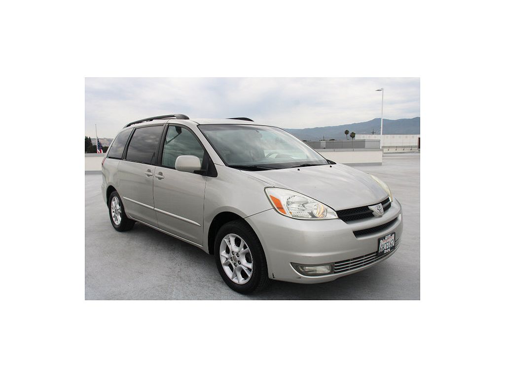 2005 Toyota Sienna XLE Limited 7-Passenger