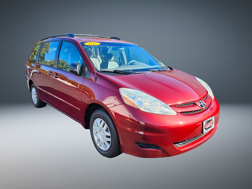 2006 Toyota Sienna CE 7-Passenger