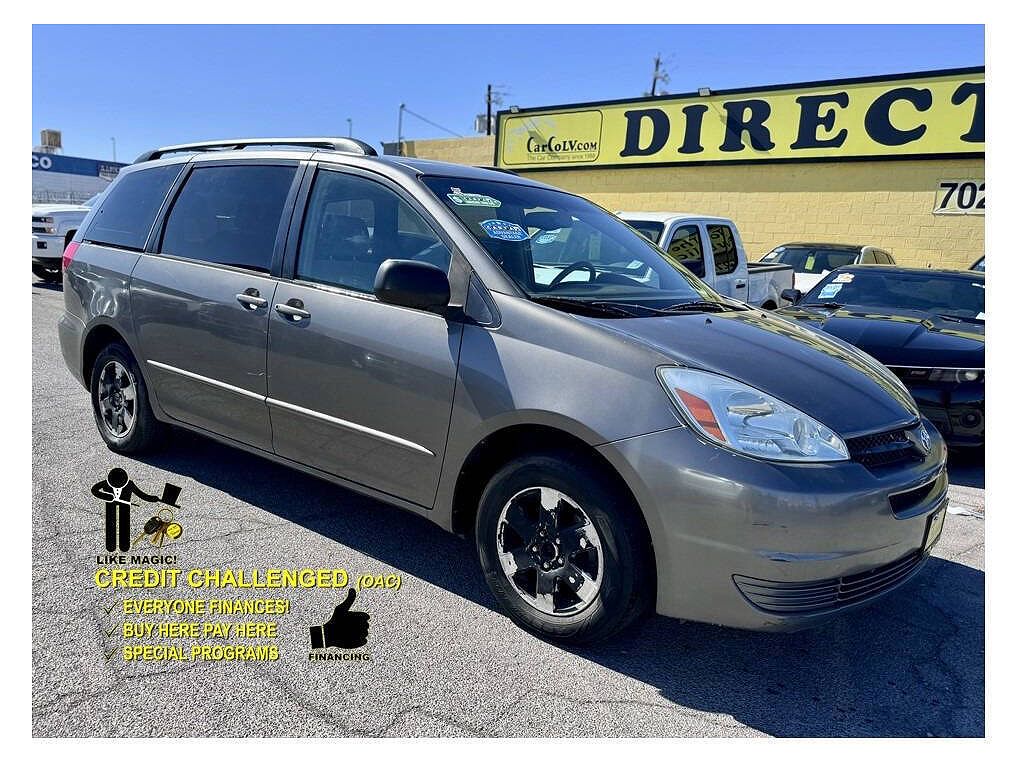 2004 Toyota Sienna LE 7-Passenger