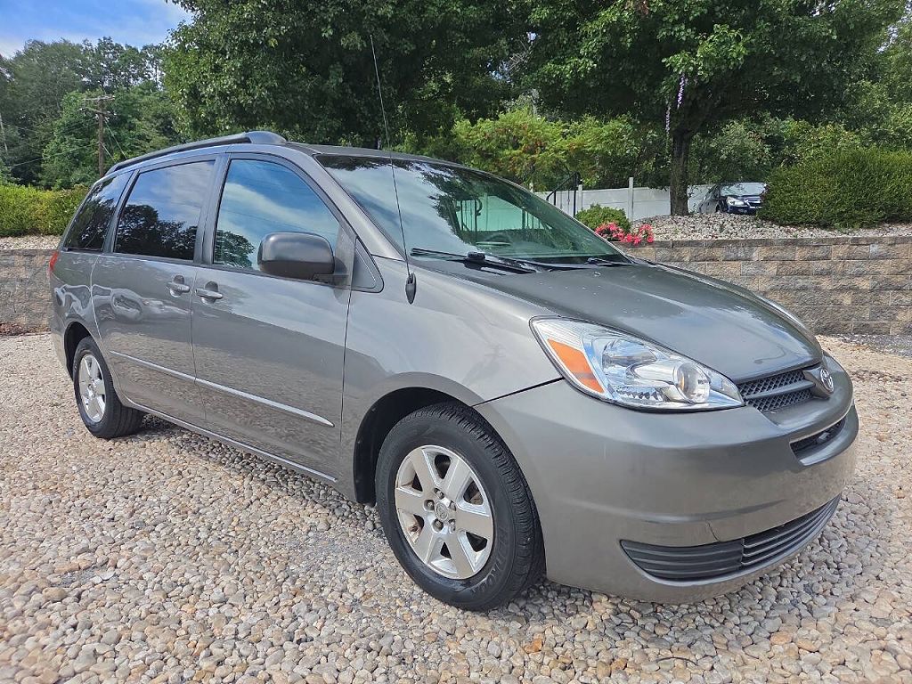 2005 Toyota Sienna LE 7-Passenger