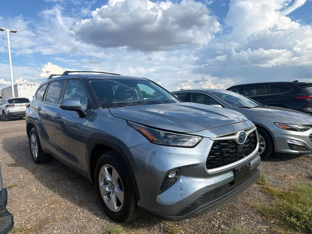 2023 Toyota Highlander Hybrid LE