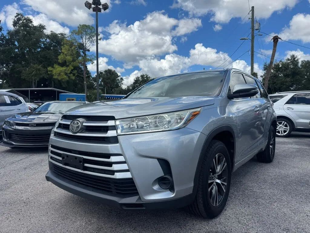 2017 Toyota Highlander LE
