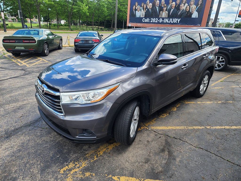 2015 Toyota Highlander LE
