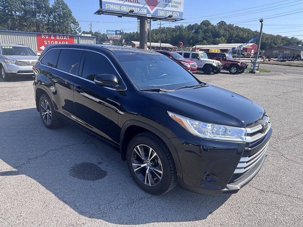 2018 Toyota Highlander LE