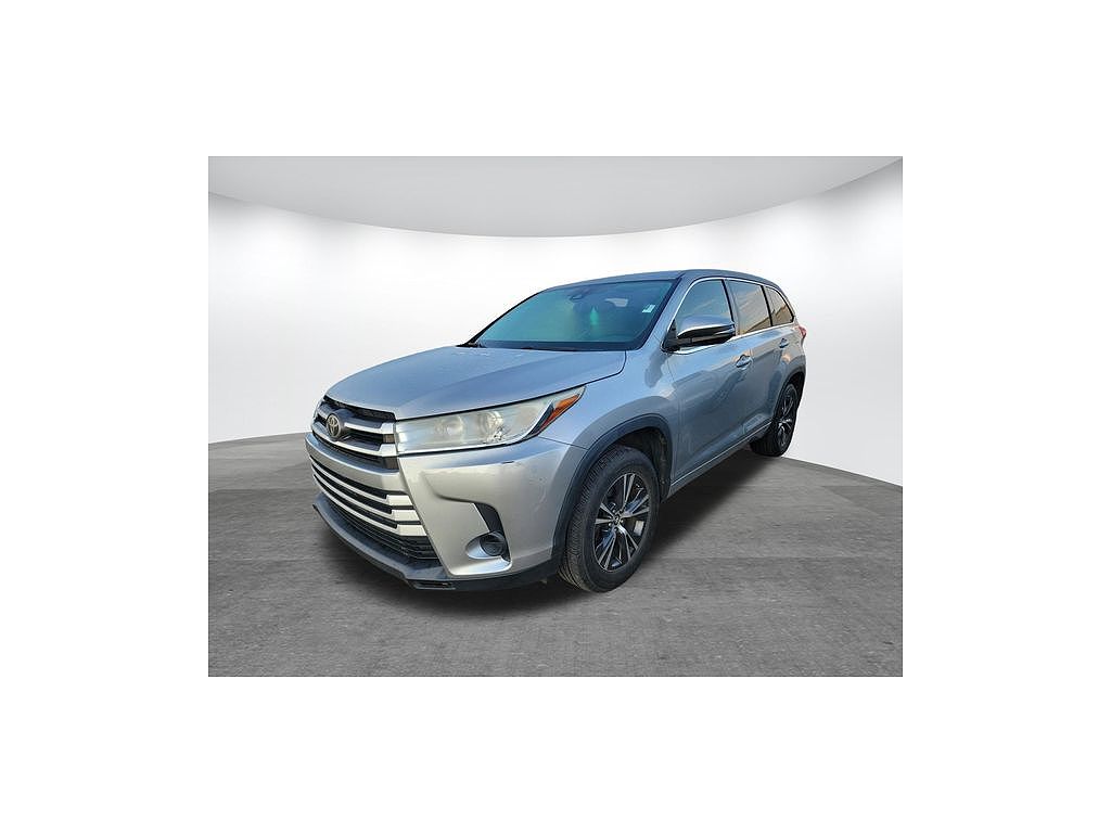 2017 Toyota Highlander LE