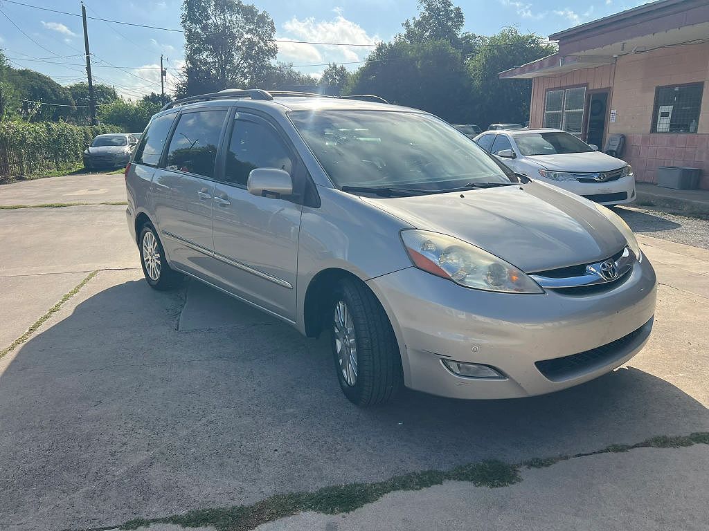2008 Toyota Sienna XLE 7-Passenger