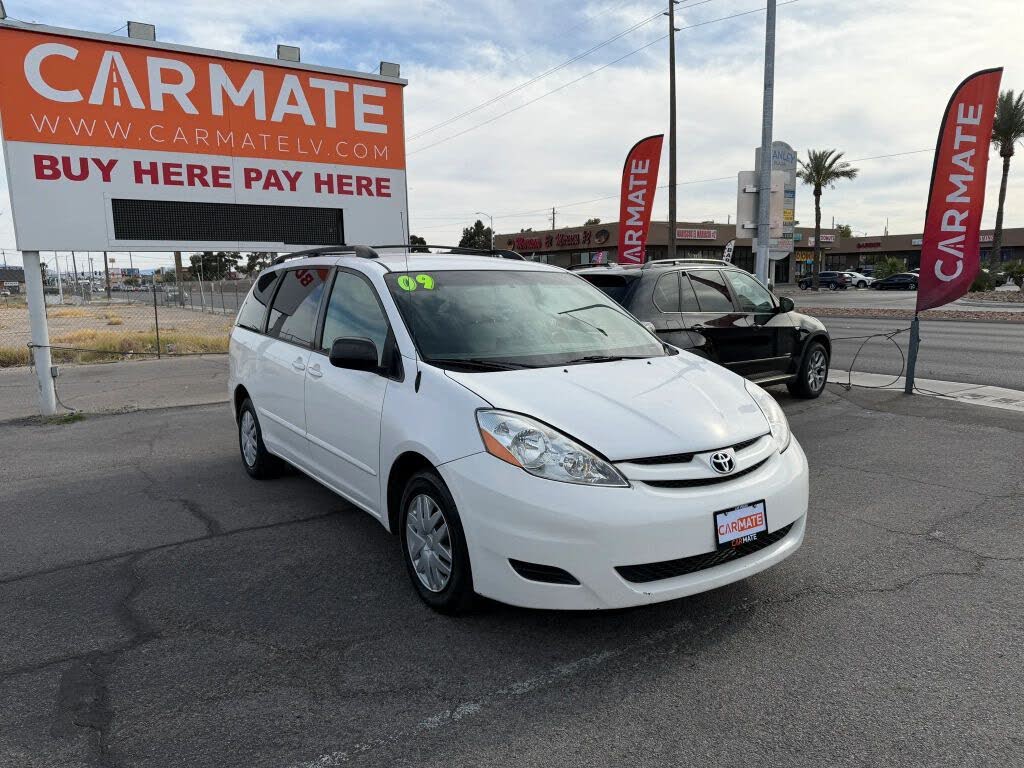 2009 Toyota Sienna CE 8-Passenger