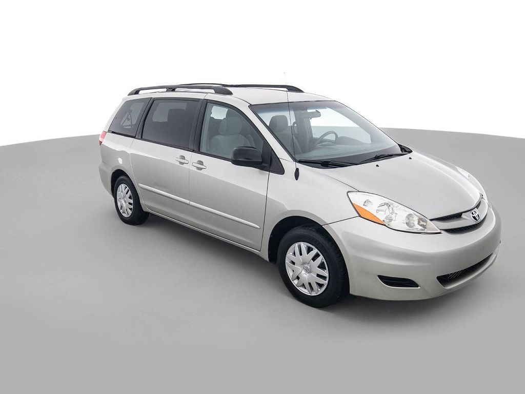 2007 Toyota Sienna CE 7-Passenger