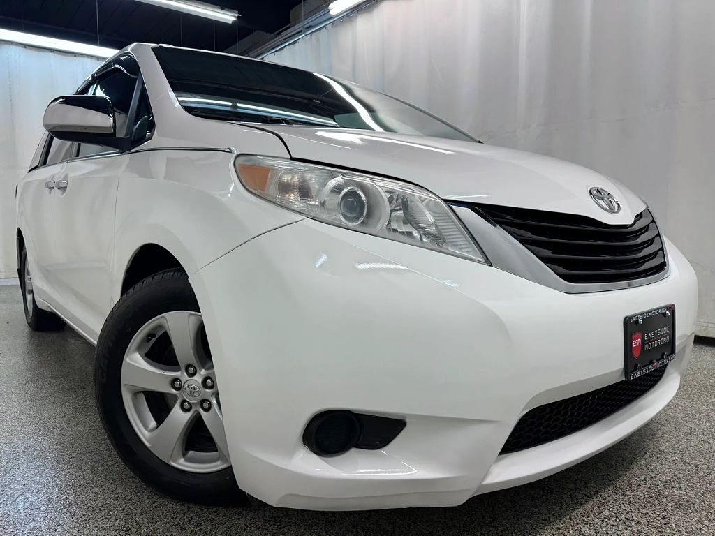 2015 Toyota Sienna L 7-Passenger