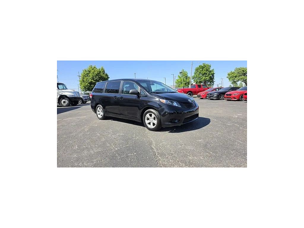2011 Toyota Sienna Base 7-Passenger