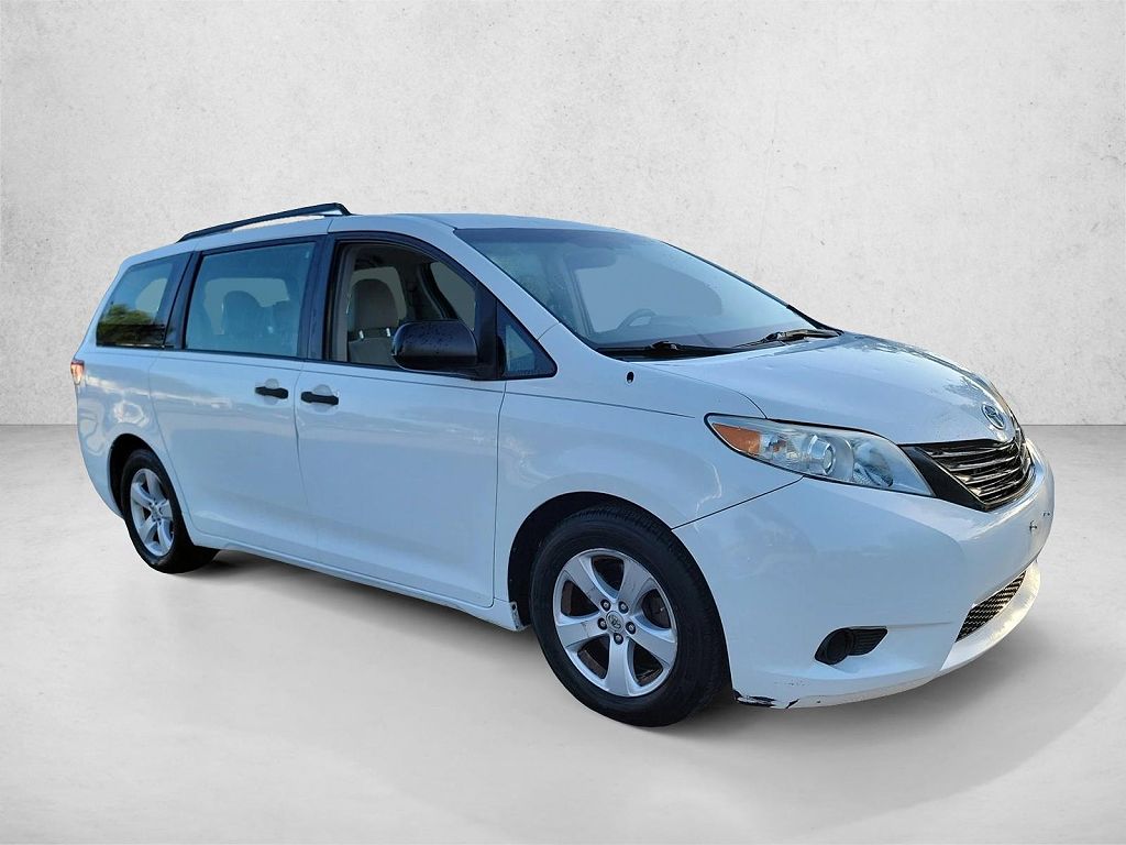 2014 Toyota Sienna L 7-Passenger