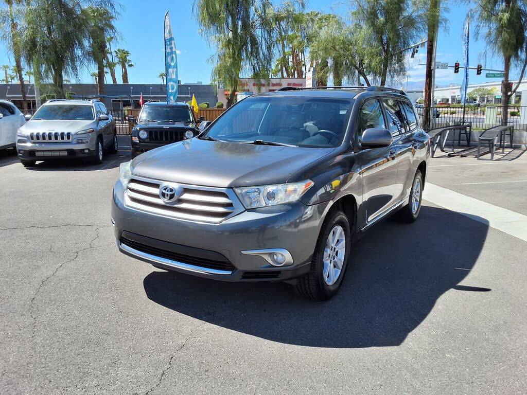 2013 Toyota Highlander SE