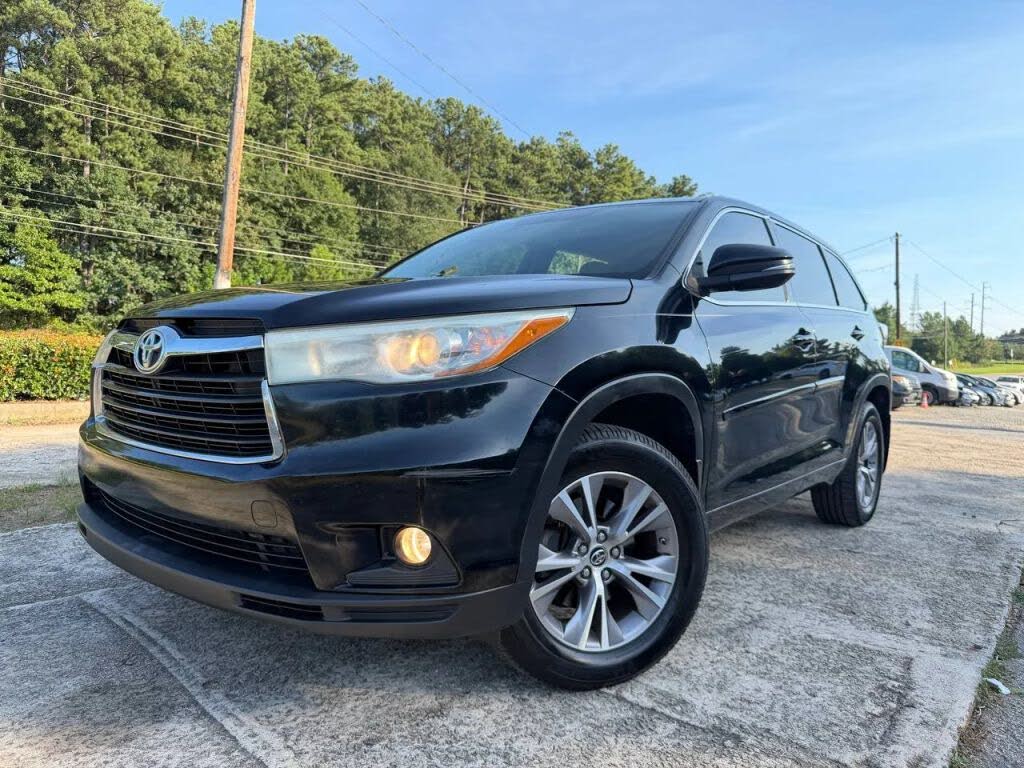 2016 Toyota Highlander LE