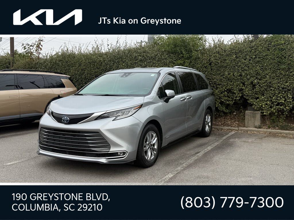 2021 Toyota Sienna Limited 7-Passenger