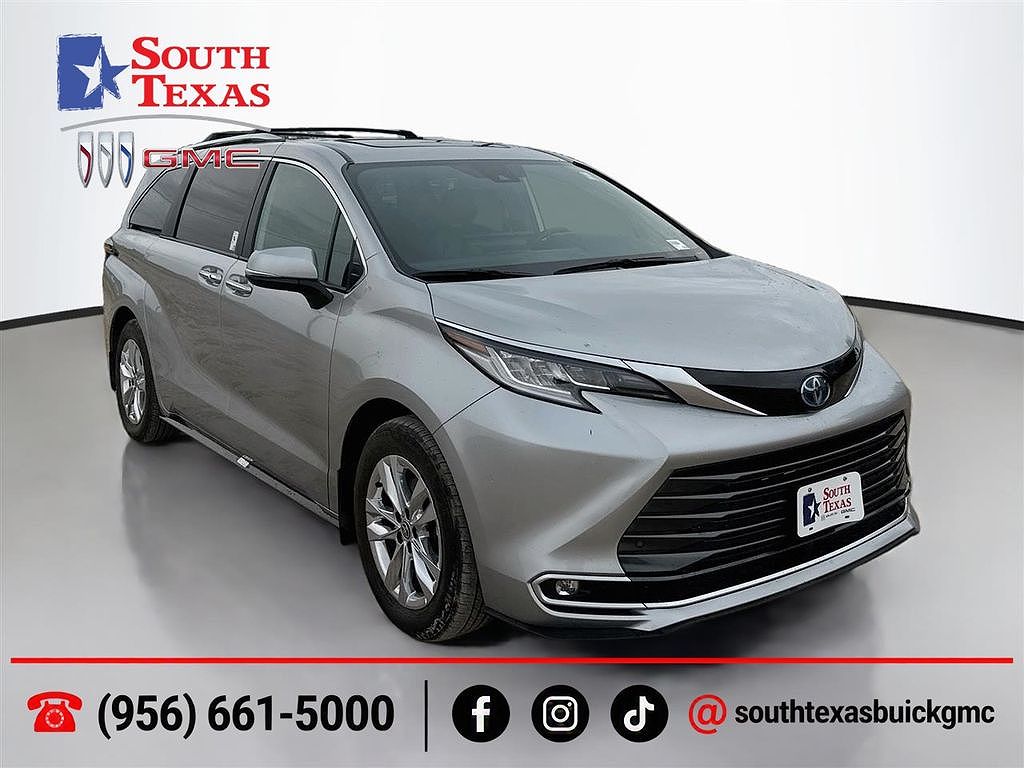 2025 Toyota Sienna Limited