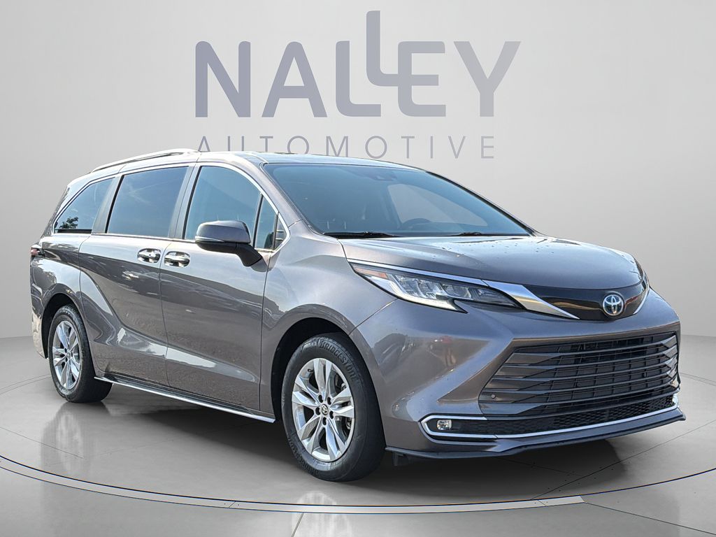 2024 Toyota Sienna Limited 7 Passenger