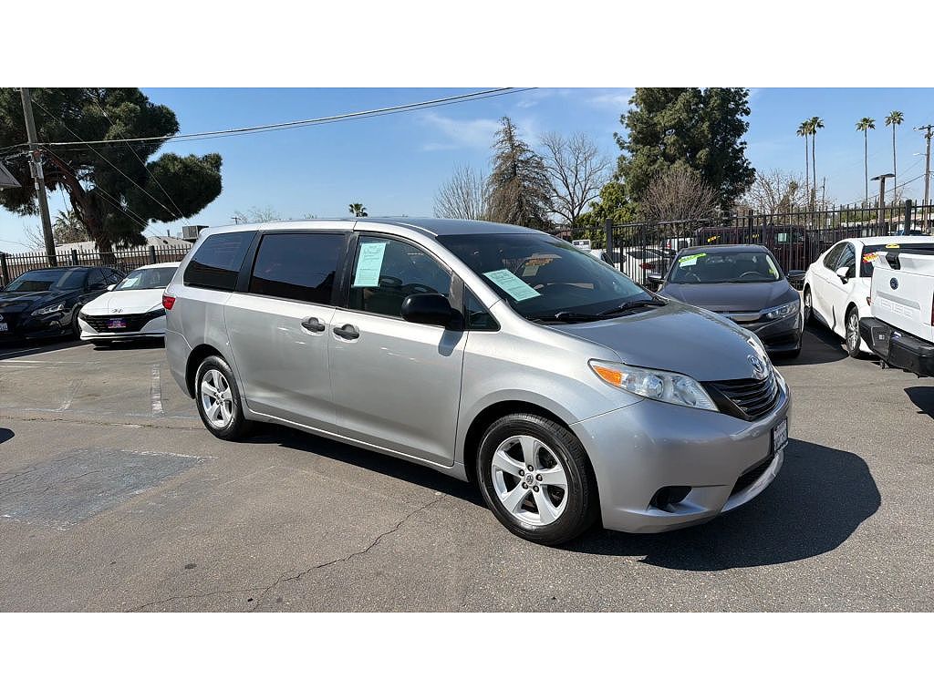 2017 Toyota Sienna L 7-Passenger