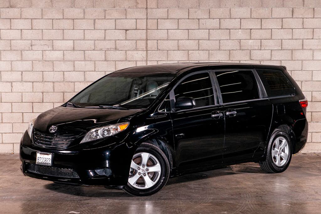 2017 Toyota Sienna L 7-Passenger