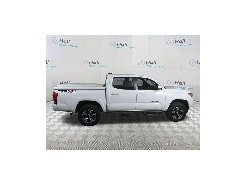 2017 Toyota Tacoma TRD Sport