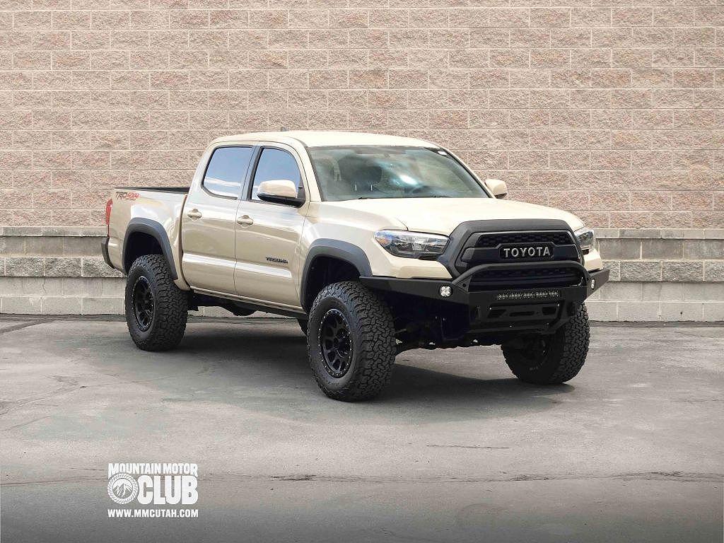 2017 Toyota Tacoma SR5