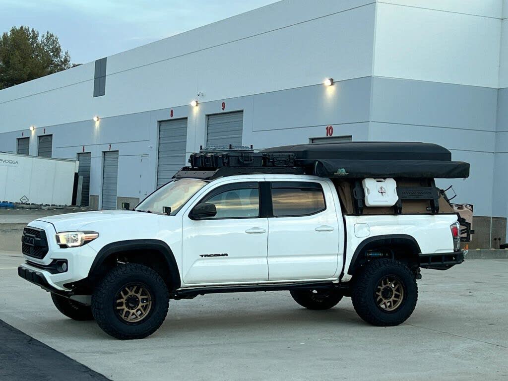 2020 Toyota Tacoma TRD Sport