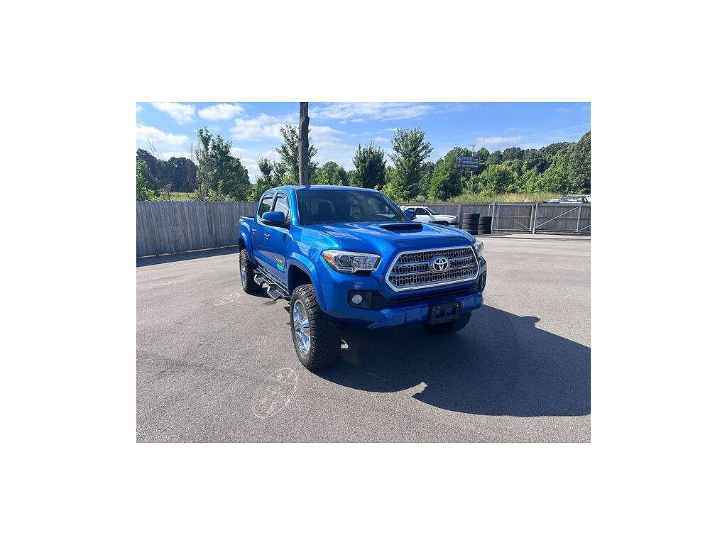 2017 Toyota Tacoma TRD Sport