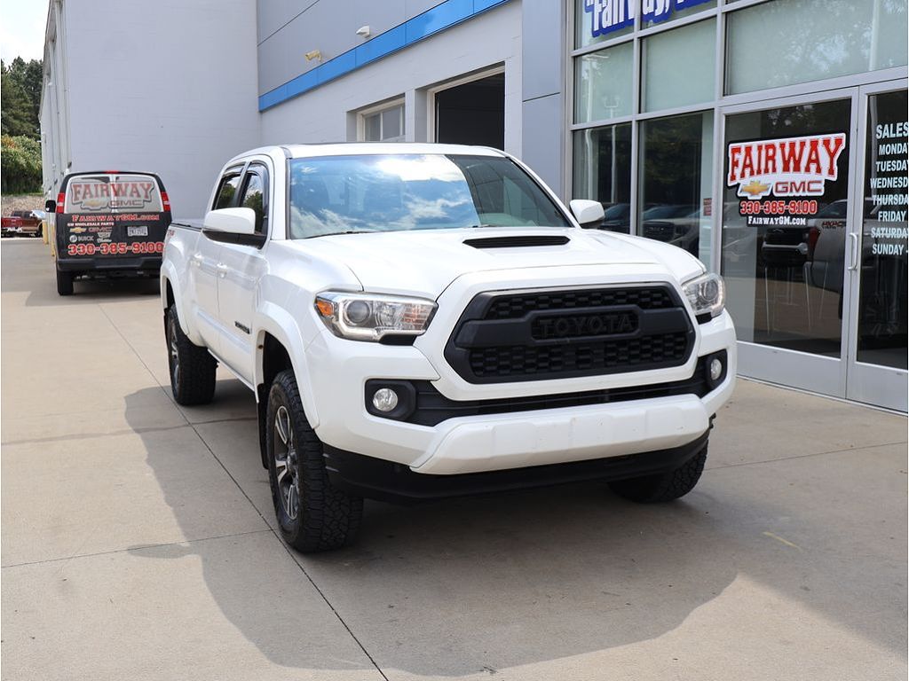 2016 Toyota Tacoma TRD Sport