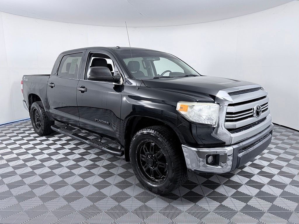 2017 Toyota Tundra SR5